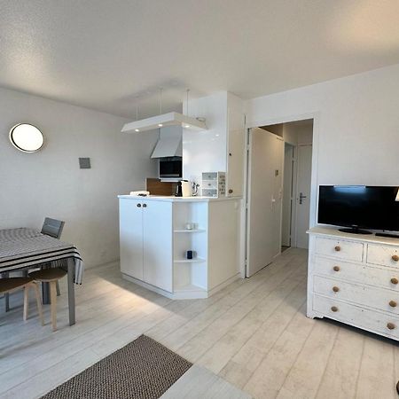 Les Tamaris - Studio With Sea View - Trouville-sur-mer Exteriör bild